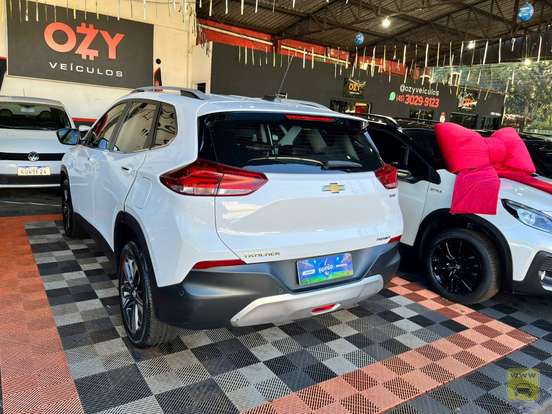 CHEVROLET-TRACKER-2020