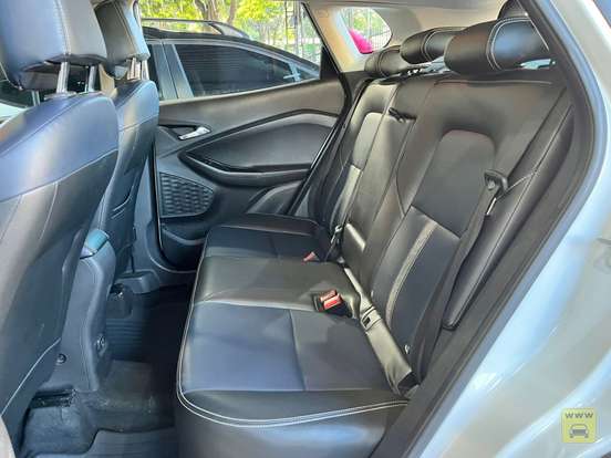 CHEVROLET-TRACKER-2020