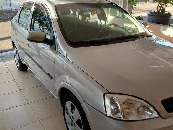 CHEVROLET-CORSA-1.8 MPFI MAXX SEDAN 8V GASOLINA 4P MANUAL CHEVROLET-CORSA-2002