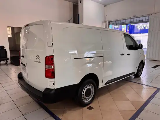 CITROËN-JUMPY-2021