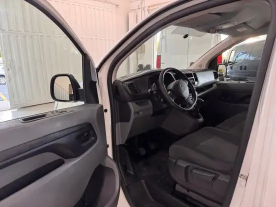 CITROËN-JUMPY-2021