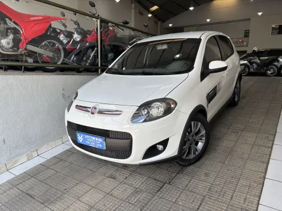 FIAT PALIO 1.6 MPI SPORTING 16V FLEX 4P MANUAL