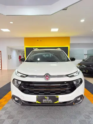 FIAT TORO 2.0 16V TURBO DIESEL VOLCANO 4WD AT9