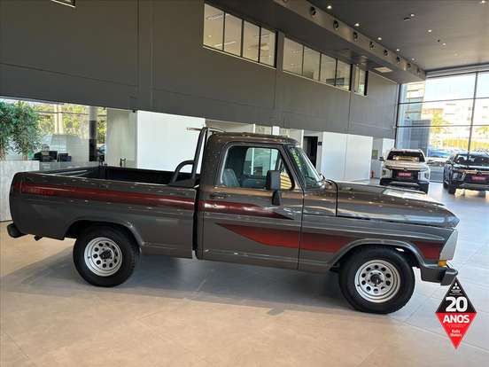 FORD-F-1000-1990