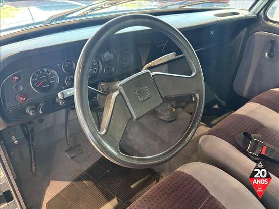FORD-F-1000-1990