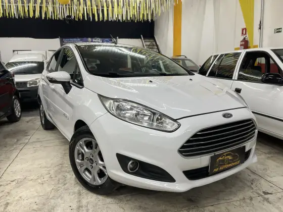 FORD FIESTA 1.6 SE HATCH 16V FLEX 4P MANUAL