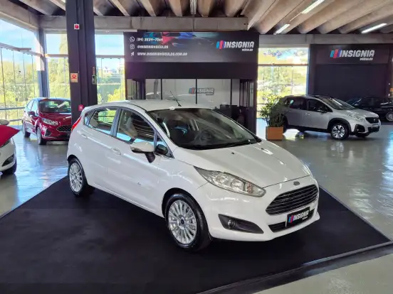 FORD-FIESTA-2014