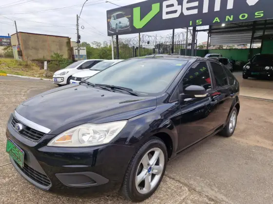FORD FOCUS 1.6 GLX 16V FLEX 4P MANUAL