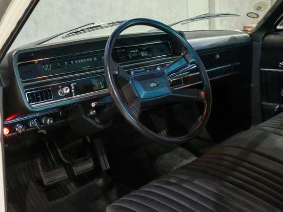 FORD-GALAXIE-1979
