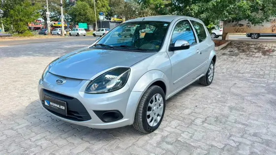 FORD KA 1.0 MPI 8V FLEX 2P MANUAL FORD KA 1.0 MPI 8V FLEX 2P MANUAL