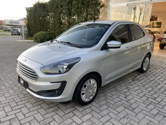FORD KA 1.5 TI-VCT FLEX SE PLUS SEDAN AUTOMÁTICO FORD KA 1.5 TI-VCT FLEX SE PLUS SEDAN AUTOMÁTICO