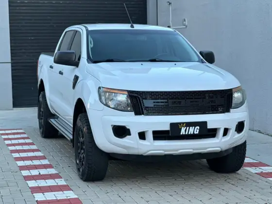 FORD RANGER 2.2 XL 4X4 CD 16V DIESEL 4P MANUAL FORD RANGER 2.2 XL 4X4 CD 16V DIESEL 4P MANUAL