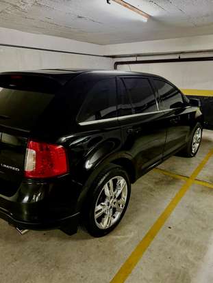 FORD-EDGE-2011
