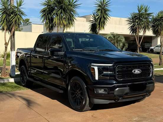FORD-F-150-5.0 V8 GASOLINA CD LARIAT BLACK FX4 AUTOMÁTICO FORD-F-150-2025