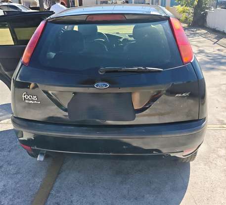 FORD-FOCUS-2008