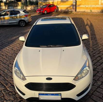 FORD FOCUS 2.0 TITANIUM FASTBACK 16V FLEX 4P POWERSHIFT