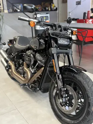 HARLEY-DAVIDSON SOFTAIL FAT BOB 114 