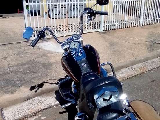 HARLEY-DAVIDSON-DYNA SUPER GLIDE CUSTOM HARLEY-DAVIDSON-DYNA SUPER GLIDE CUSTOM-2011