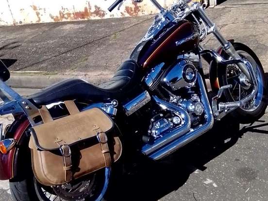 HARLEY-DAVIDSON-DYNA SUPER GLIDE CUSTOM HARLEY-DAVIDSON-DYNA SUPER GLIDE CUSTOM-2011