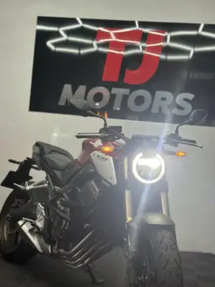 HONDA-CB 650R E-CLUTCH-2026