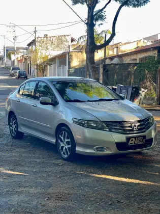 HONDA CITY 1.5 EXL 16V FLEX 4P MANUAL HONDA CITY 1.5 EXL 16V FLEX 4P MANUAL
