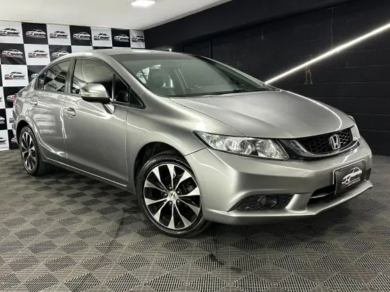 HONDA CIVIC 2.0 LXR 16V FLEX 4P AUTOMÁTICO HONDA CIVIC 2.0 LXR 16V FLEX 4P AUTOMÁTICO