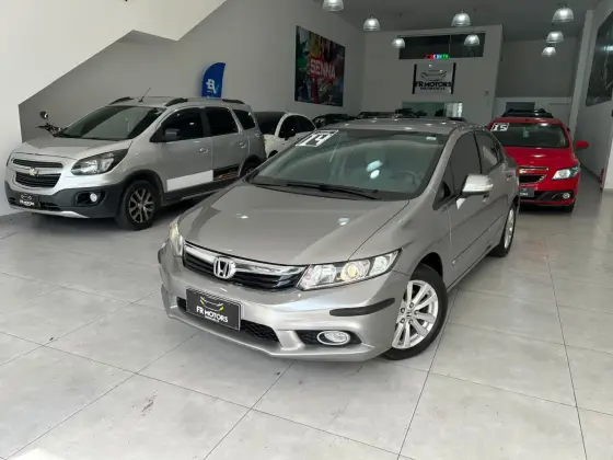 HONDA CIVIC 2.0 LXR 16V FLEX 4P AUTOMÁTICO HONDA CIVIC 2.0 LXR 16V FLEX 4P AUTOMÁTICO