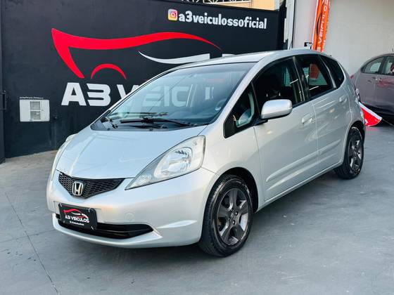 HONDA FIT 1.4 LX 16V FLEX 4P MANUAL