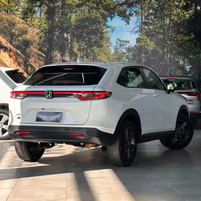 HONDA-HR-V-2023