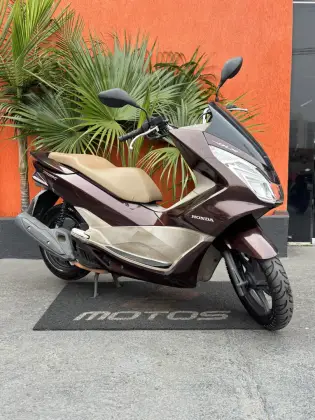 HONDA PCX DLX HONDA PCX DLX