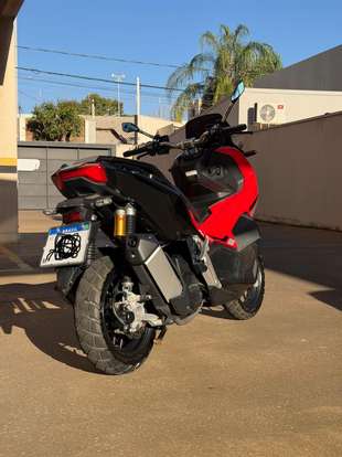 HONDA-ADV-2022