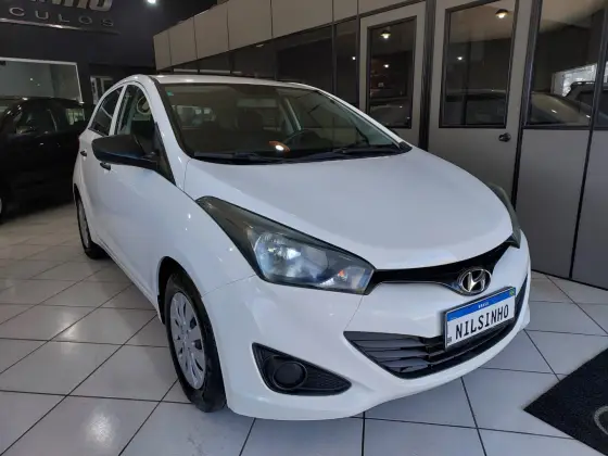 HYUNDAI HB20 1.0 COMFORT 12V FLEX 4P MANUAL HYUNDAI HB20 1.0 COMFORT 12V FLEX 4P MANUAL