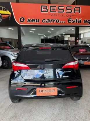 HYUNDAI-HB20-1.6 PREMIUM 16V FLEX 4P AUTOMÁTICO HYUNDAI-HB20-2015
