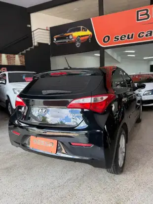 HYUNDAI-HB20-1.6 PREMIUM 16V FLEX 4P AUTOMÁTICO HYUNDAI-HB20-2015