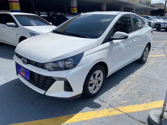 HYUNDAI HB20S 1.0 12V FLEX COMFORT MANUAL HYUNDAI HB20S 1.0 12V FLEX COMFORT MANUAL