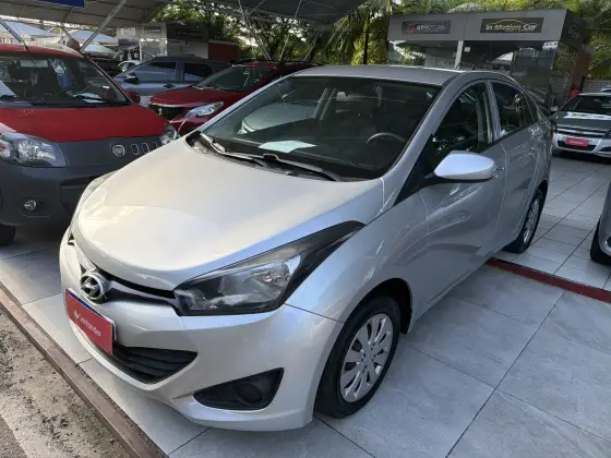 HYUNDAI HB20S 1.0 COMFORT PLUS 12V FLEX 4P MANUAL HYUNDAI HB20S 1.0 COMFORT PLUS 12V FLEX 4P MANUAL