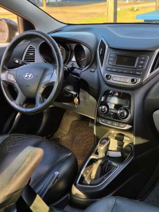 HYUNDAI-HB20S-1.6 PREMIUM 16V FLEX 4P AUTOMÁTICO HYUNDAI-HB20S-2016