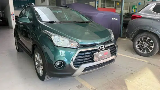 HYUNDAI HB20X 1.6 16V STYLE FLEX 4P AUTOMÁTICO HYUNDAI HB20X 1.6 16V STYLE FLEX 4P AUTOMÁTICO