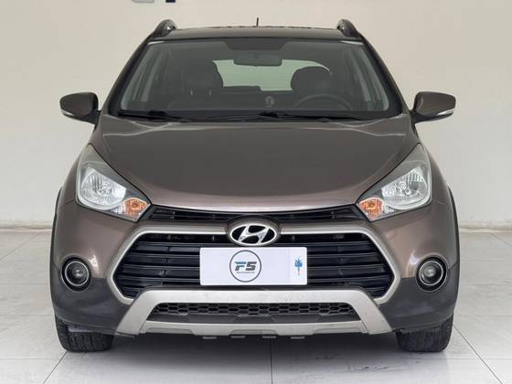 HYUNDAI HB20X 1.6 16V STYLE FLEX 4P AUTOMÁTICO
