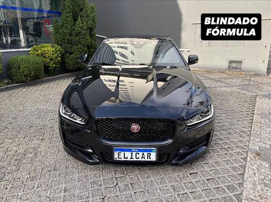 JAGUAR XE 2.0 16V INGENIUM P250 GASOLINA R-SPORT 4P AUTOMÁTICO