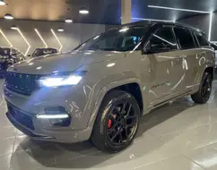 JEEP COMMANDER 2.0 HURRICANE 4 TURBO GASOLINA BLACKHAWK AT9 JEEP COMMANDER 2.0 HURRICANE 4 TURBO GASOLINA BLACKHAWK AT9