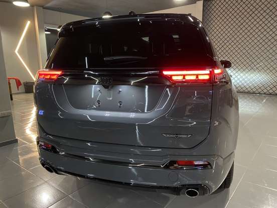 JEEP-COMMANDER-2026