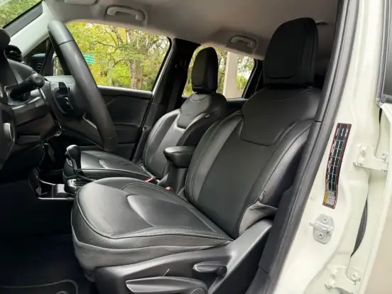 JEEP-RENEGADE-2023