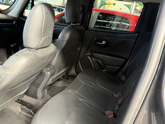 JEEP-RENEGADE-2024