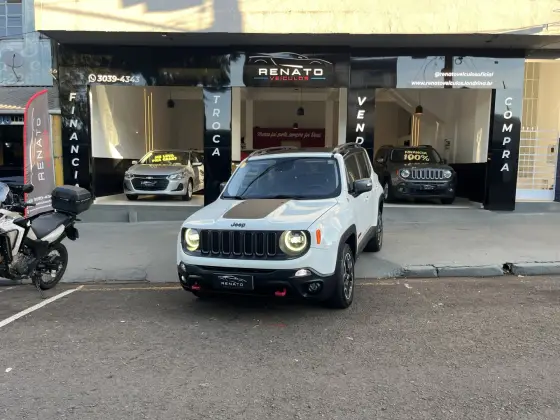 JEEP RENEGADE 2.0 16V TURBO DIESEL TRAILHAWK 4P 4X4 AUTOMÁTICO JEEP RENEGADE 2.0 16V TURBO DIESEL TRAILHAWK 4P 4X4 AUTOMÁTICO