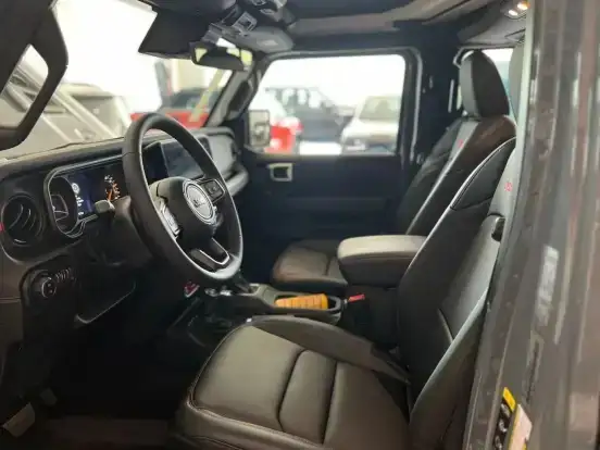 JEEP-WRANGLER-2026