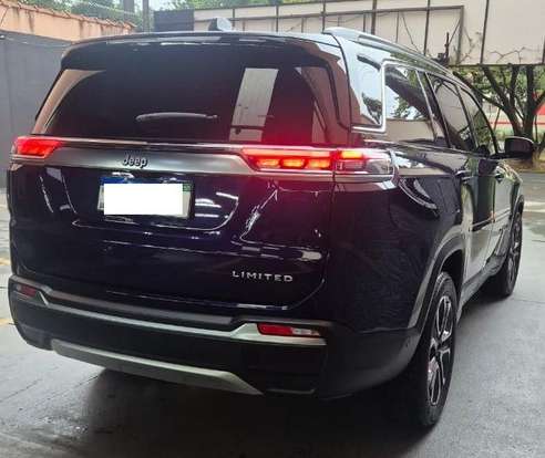 JEEP-COMMANDER-2024