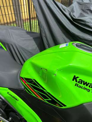 KAWASAKI-NINJA 400 KRT EDITION-2024