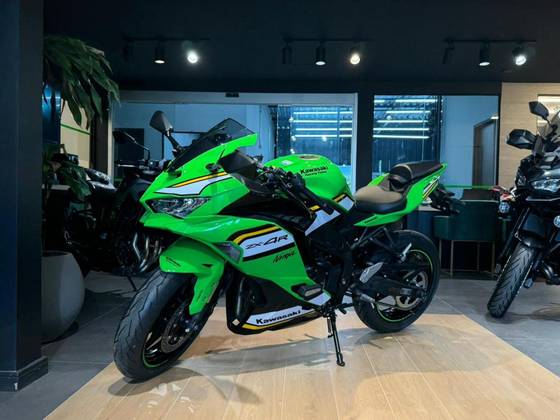 KAWASAKI NINJA ZX-4R SE 