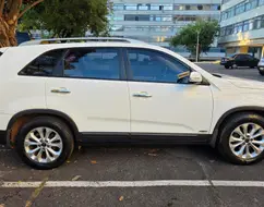 KIA SORENTO 3.5 V6 GASOLINA EX 7L 4WD AUTOMÁTICO KIA SORENTO 3.5 V6 GASOLINA EX 7L 4WD AUTOMÁTICO